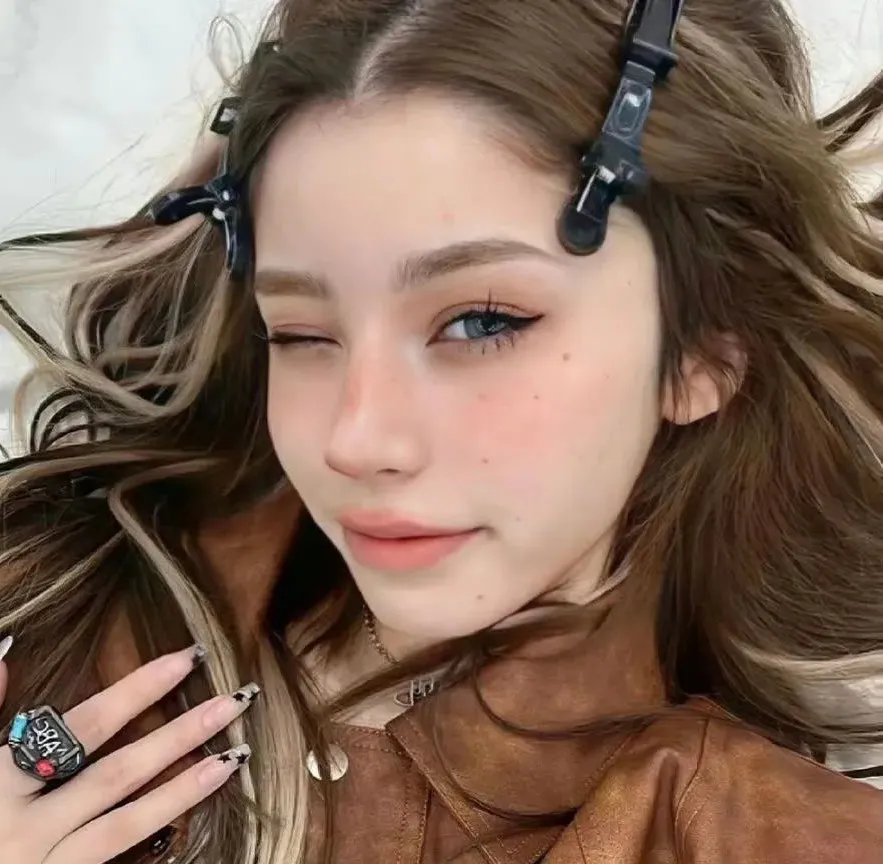 我曾是罗丽娜·波比特
